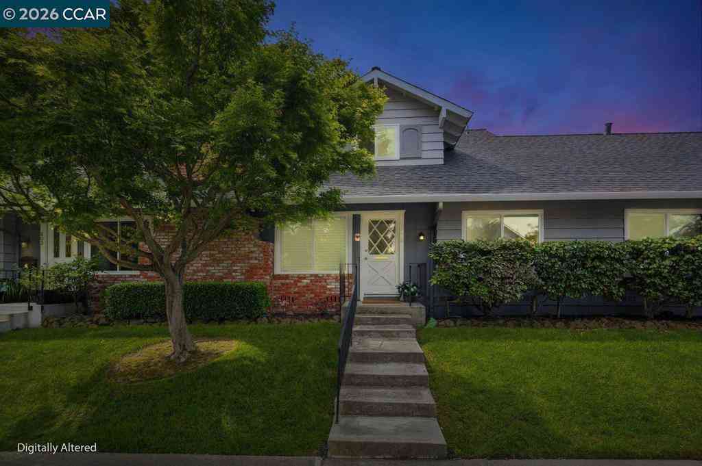 Townhouse For Sale - 204 Miramonte Dr<br/> Moraga, CA 94556