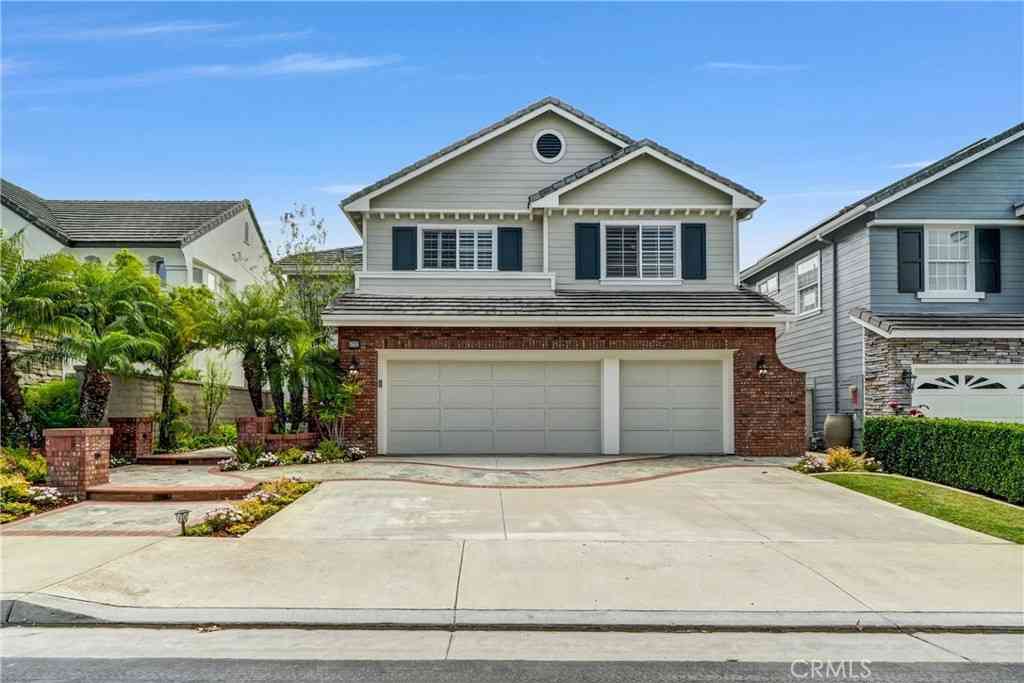 Homes For Sale - 6292 Forester<br/> Huntington Beach, CA 92648