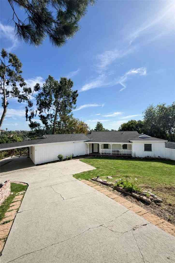 Homes For Sale - 670 Green View Road<br/> La Habra Heights, CA 90631