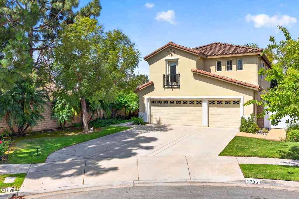 Homes For Sale - 1705 Via Pajaro<br/> Camarillo, CA 93012