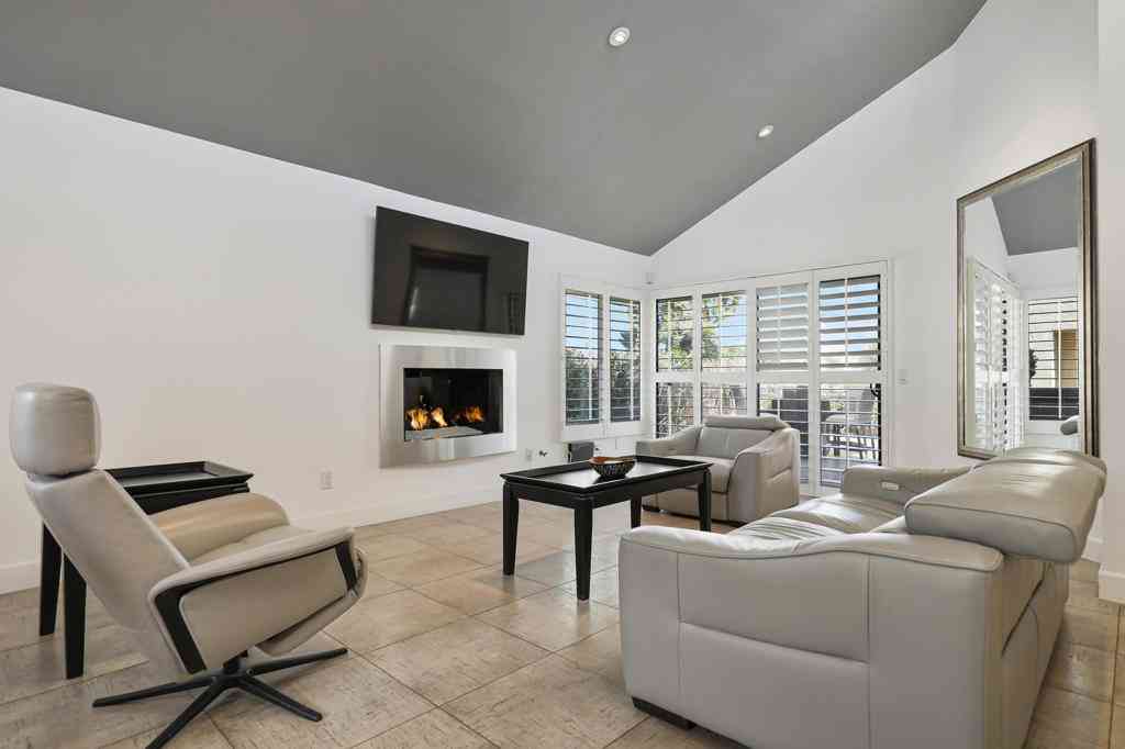 Condo For Sale - 41733 Aventine Court<br/> Palm Desert, CA 92260