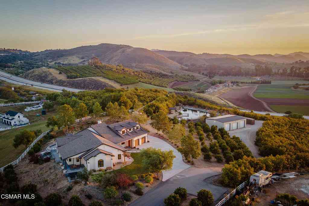 Homes For Sale - 15645 Lapeyre Road<br/> Moorpark, CA 93021