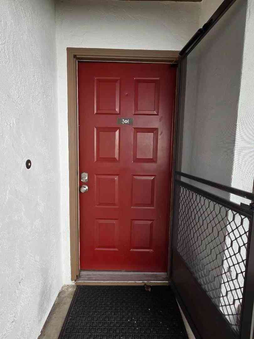 Apartment For Rent - 2201 Monroe Street #301<br/> Santa Clara, CA 95050