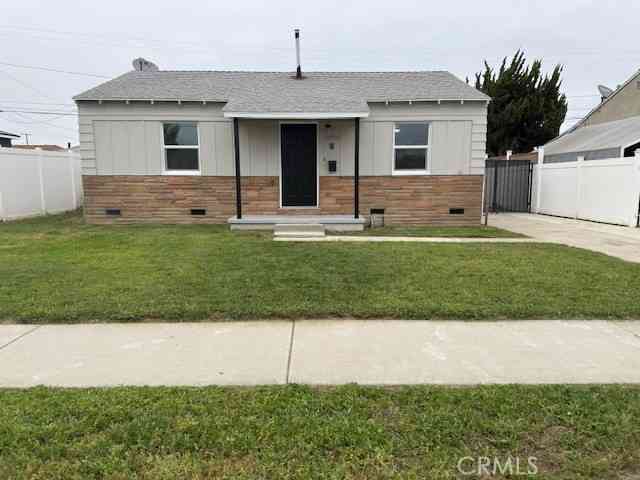 Homes For Sale - 2539 E 219th Place<br/> Los Angeles County, Carson, CA 90810