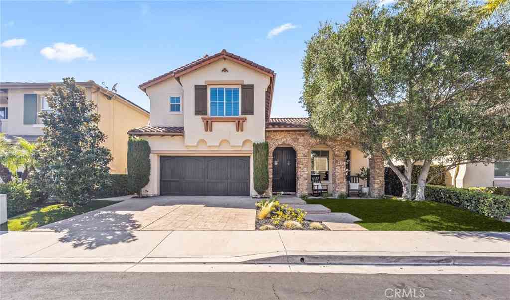 Homes For Sale - 51 Rolling Ridge<br/> Orange County, Rancho Santa Margarita, CA 92688