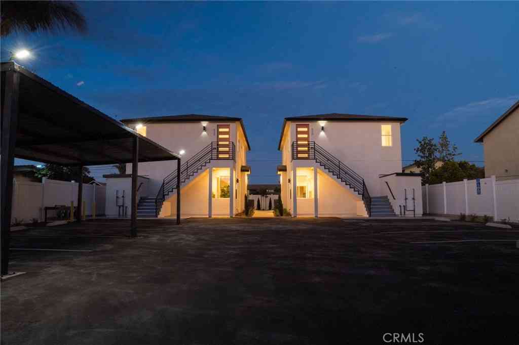 Multifamily For Sale - 630 N Juniper Street<br/> Escondido, CA 92025