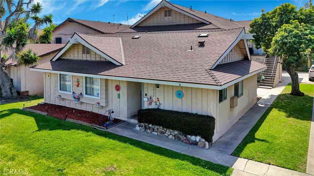Multifamily For Sale - 3932 W 178th Street<br/> Torrance, CA 90504
