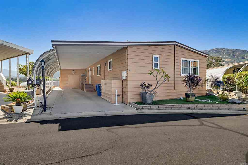 Mobile Home For Sale - 15420 Olde Highway 80 #116<br/> El Cajon, CA 92021