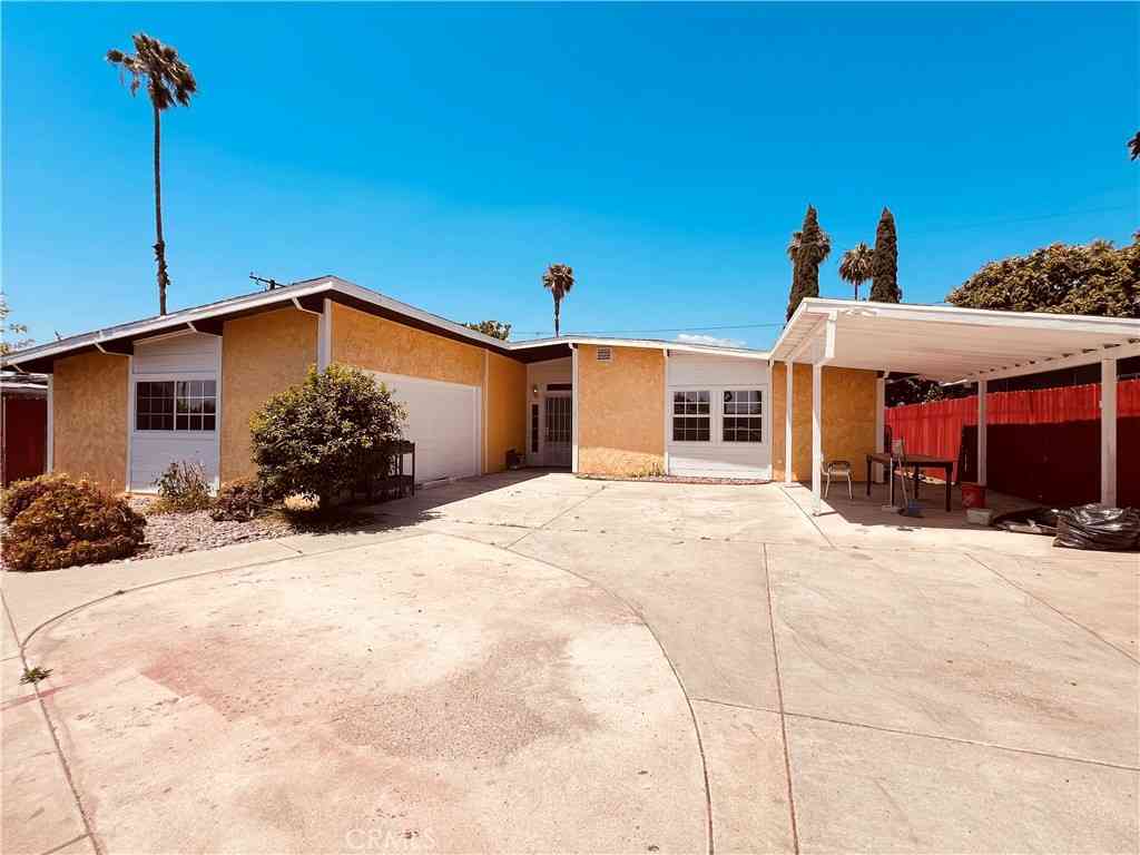 Homes For Sale - 16151 E Kingside<br/> Covina, CA 91722