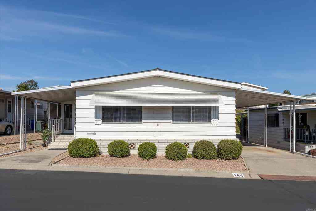 Mobile Home For Sale - 3535 Linda Vista Drive #144<br/> San Marcos, CA 92078