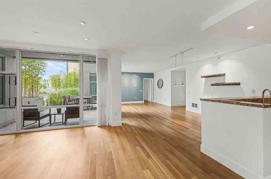 Apartment For Rent - 235 Berry Street #316<br/> San Francisco, CA 94158