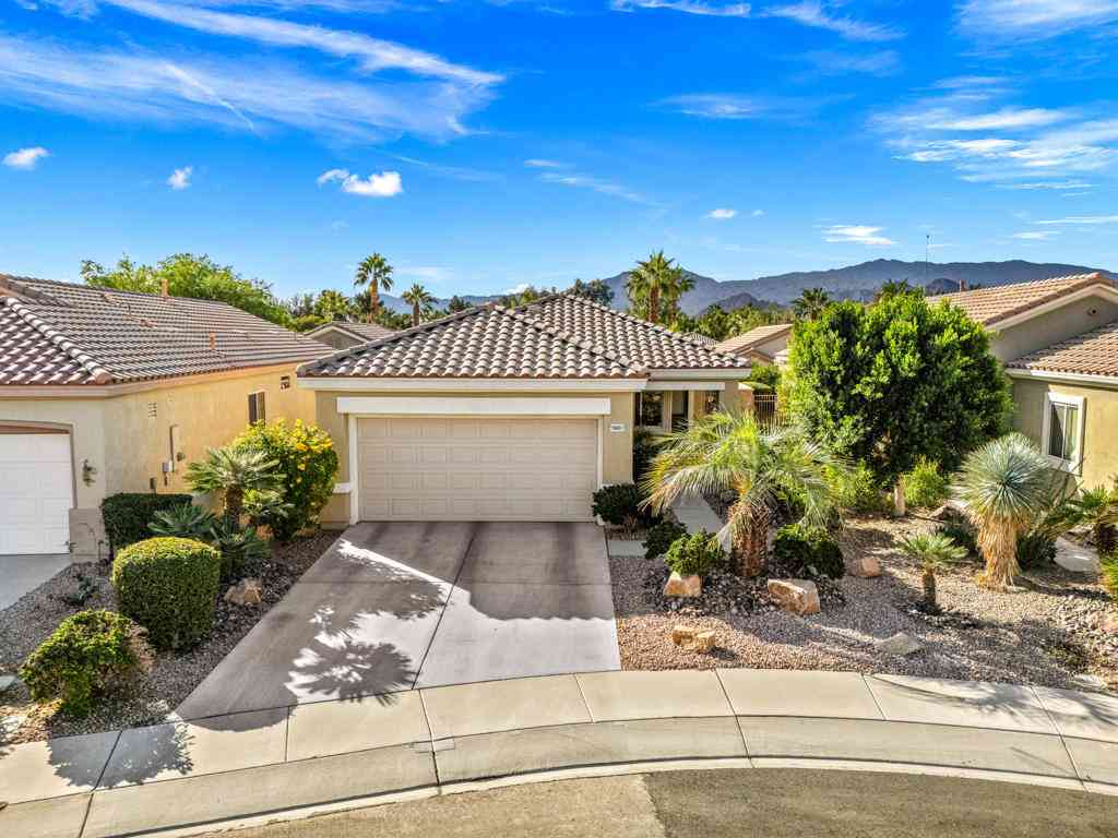 Homes For Sale - 78651 Postbridge Circle<br/> Palm Desert, CA 92211