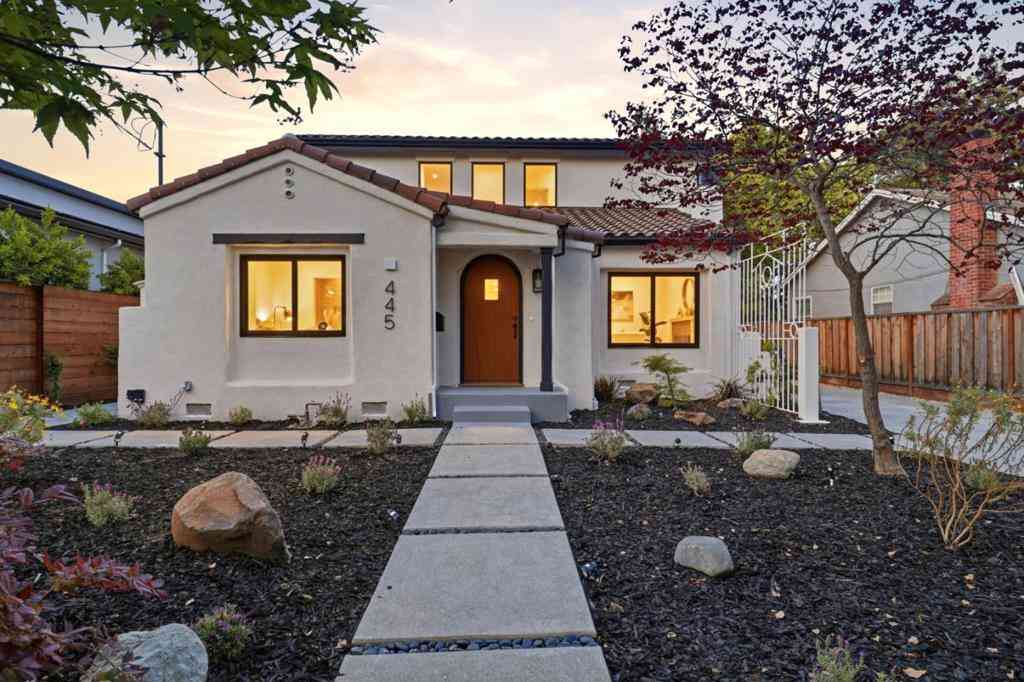Homes For Sale - 445 Iris Street<br/> Redwood City, CA 94062