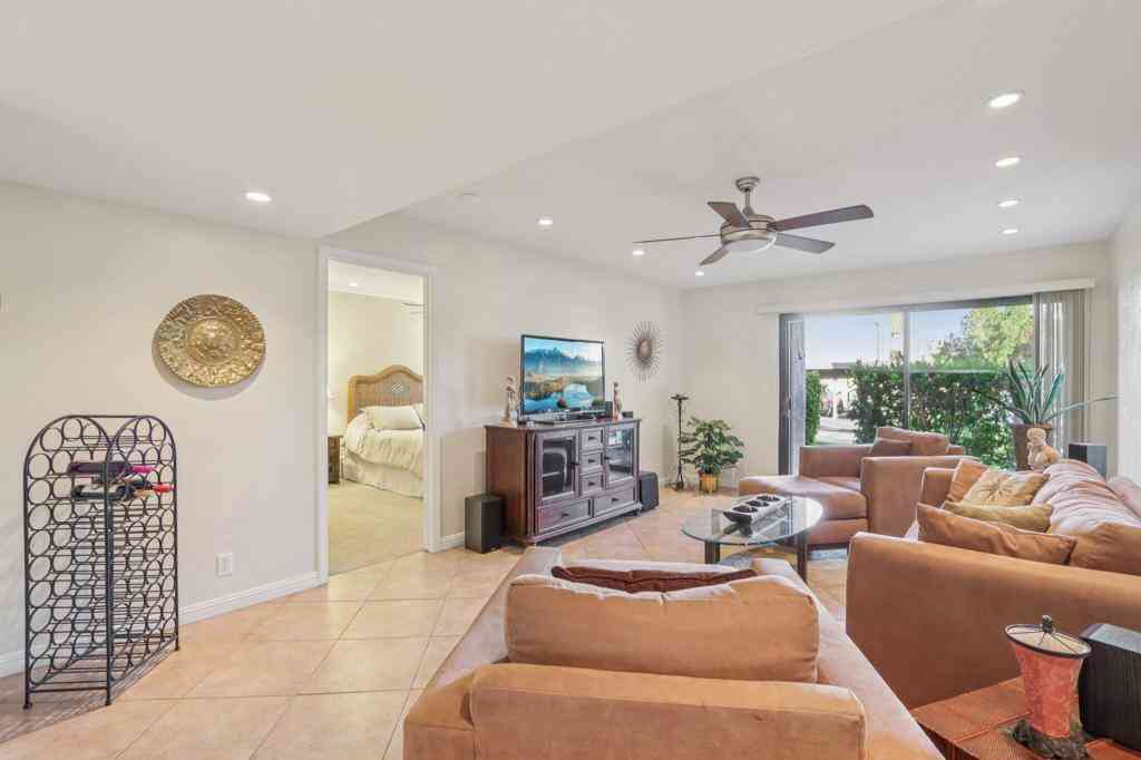 Condo For Sale - 1050 E Ramon Road #41<br/> Palm Springs, CA 92264