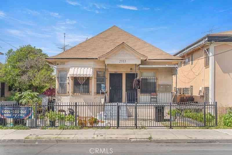 Homes For Sale - 2333 Eastlake Avenue<br/> Los Angeles, CA 90031