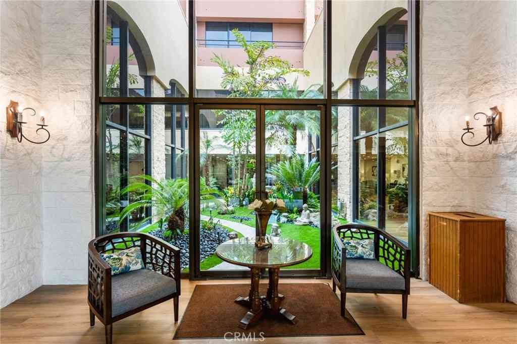 Condo For Sale - 24055 Paseo Del Lago #861<br/> Laguna Woods, CA 92637