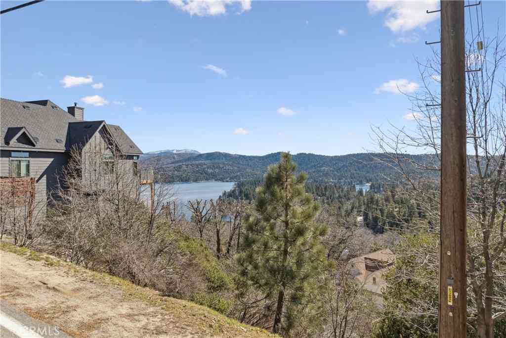 Vacant Land For Sale - Matterhorn<br/> Lake Arrowhead, CA 92352