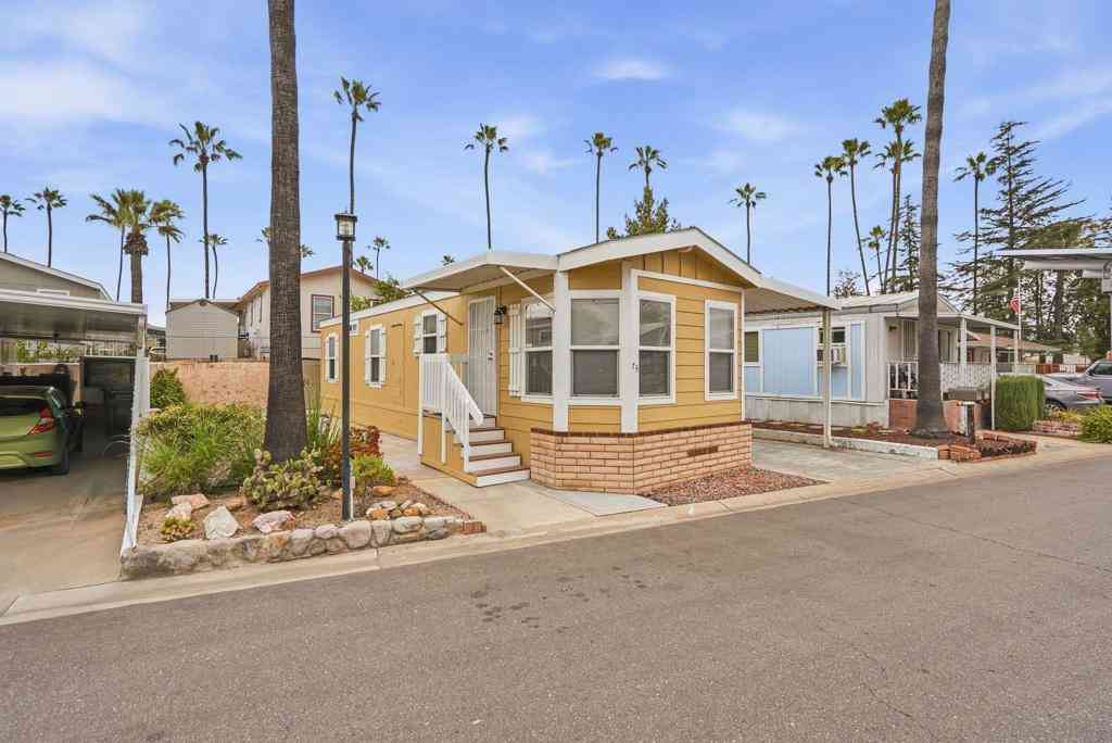 Mobile Home For Sale - 13594 Highway 8 Business #73<br/> Lakeside, CA 92040