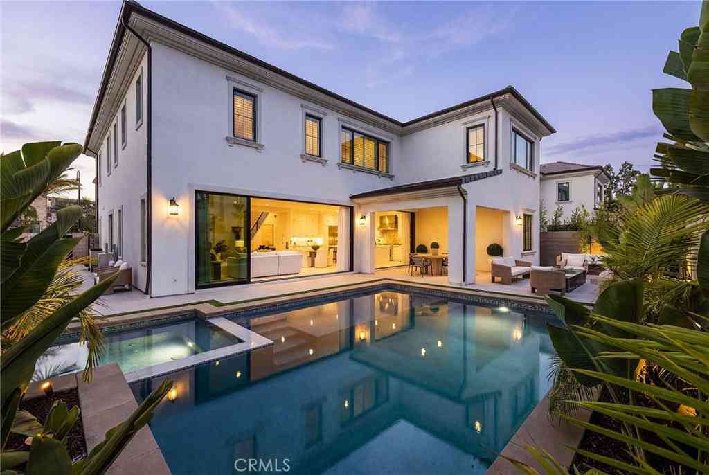Homes For Sale - 104 Interstellar<br/> Irvine, CA 92618