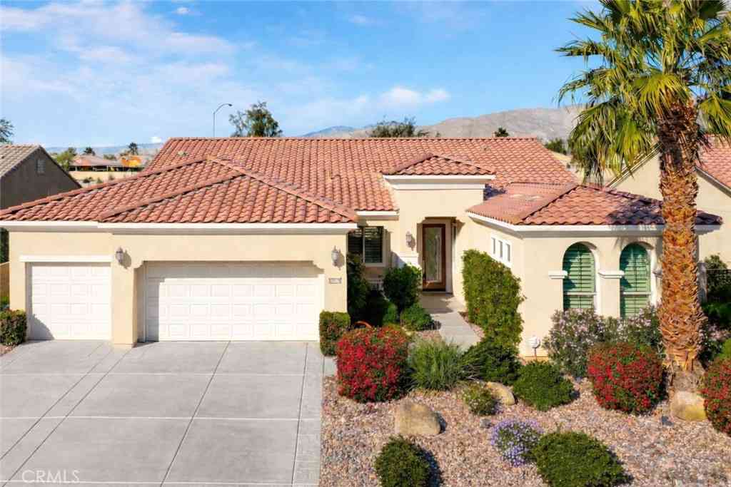 Homes For Sale - 81678 Camino Vallecita<br/> Indio, CA 92203