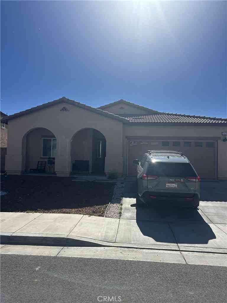 Homes For Sale - 35291 Sorenstam Drive<br/> Beaumont, CA 92223