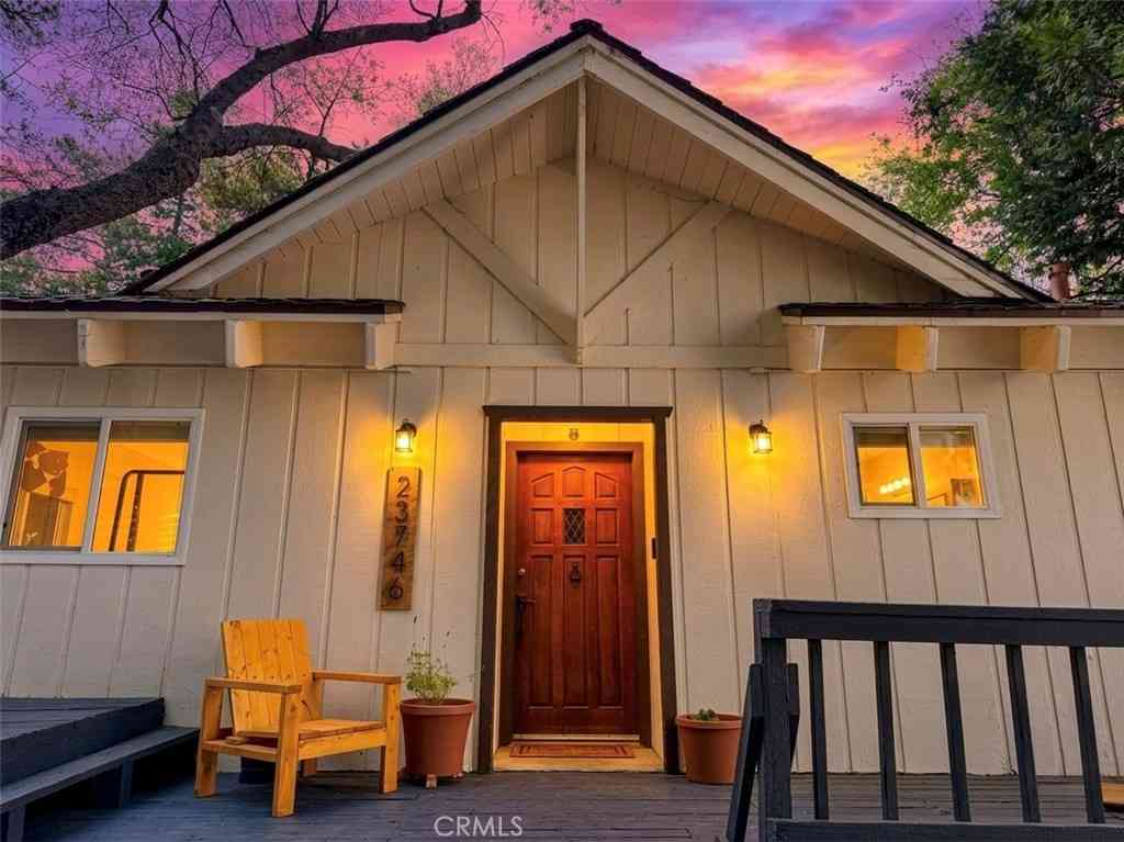 Homes For Sale - 23746 Crest Forest<br/> Crestline, CA 92325