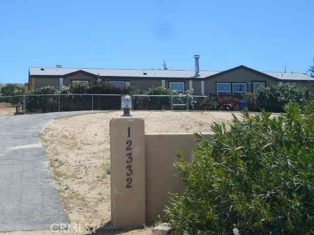 Mobile Home For Sale - 12332 E Avenue X<br/> Pearblossom, CA 93553