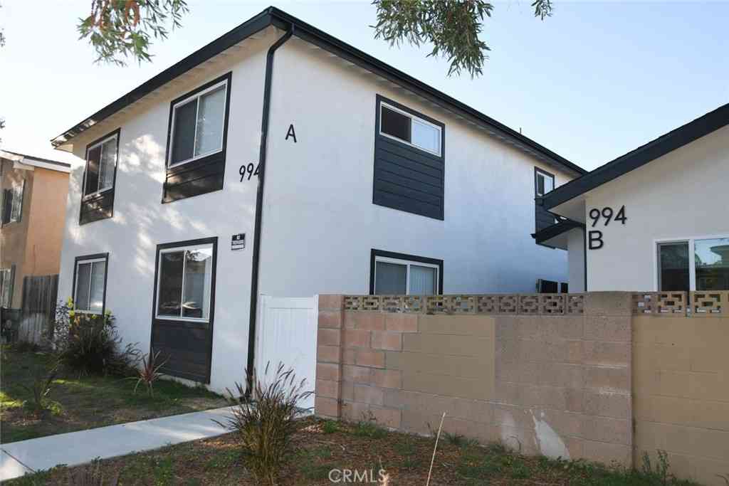 Apartment For Rent - 994 Valencia #108<br/> Costa Mesa, CA 92626