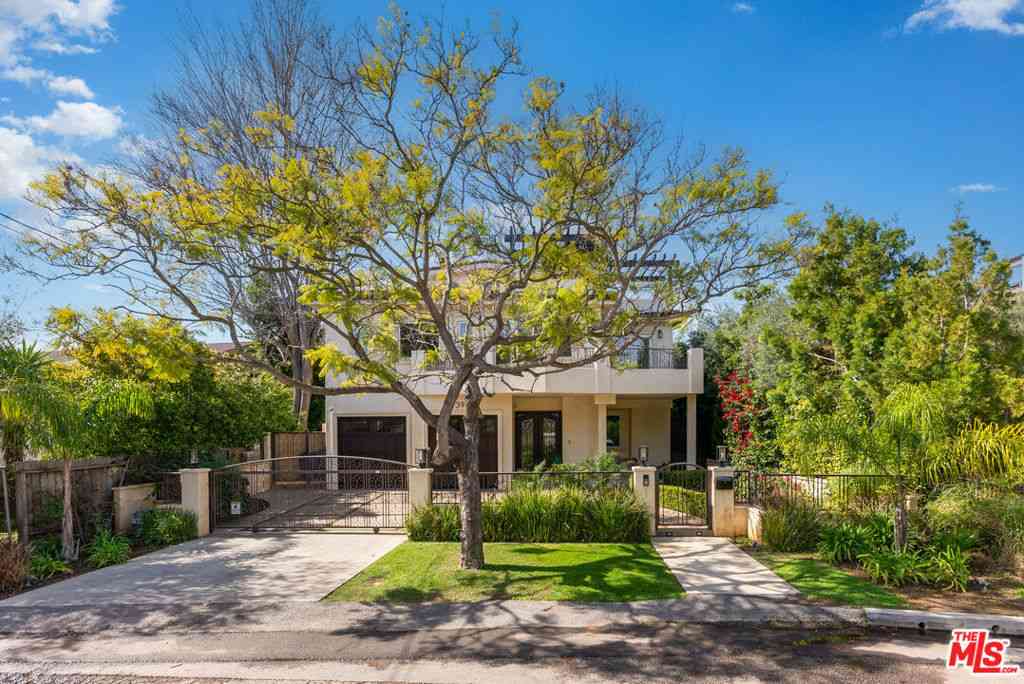 Homes For Rent - 391 S Saltair Avenue<br/> Los Angeles, CA 90049