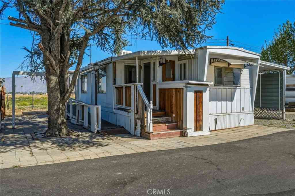 Mobile Home For Sale - 2150 S San Jacinto Avenue #19<br/> San Jacinto, CA 92583
