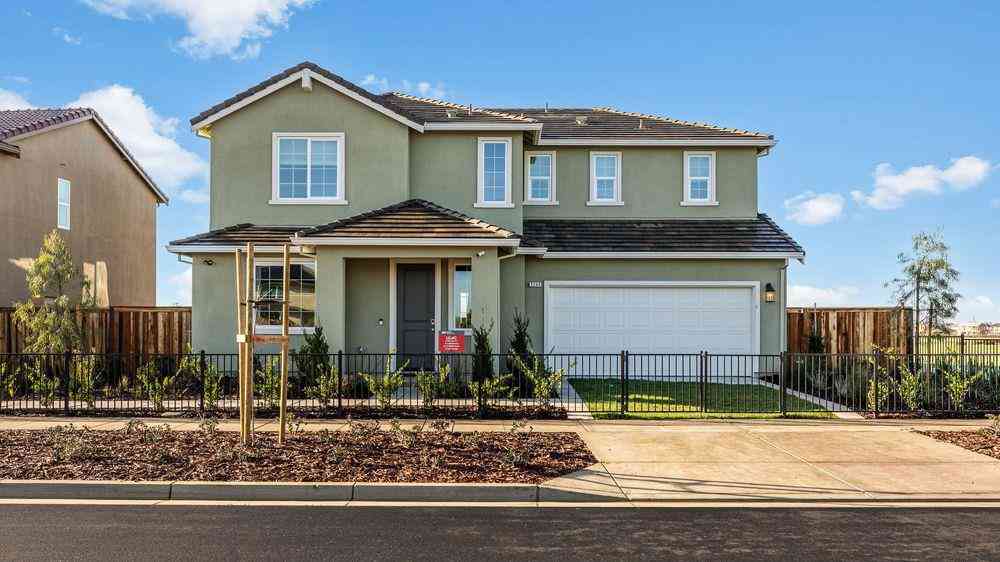 Homes For Sale - 3246 Oak Trail Drive<br/> San Joaquin County, Manteca, CA 95337