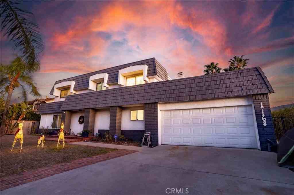 Homes For Sale - 17168 Barnestone<br/> Granada Hills, CA 91344