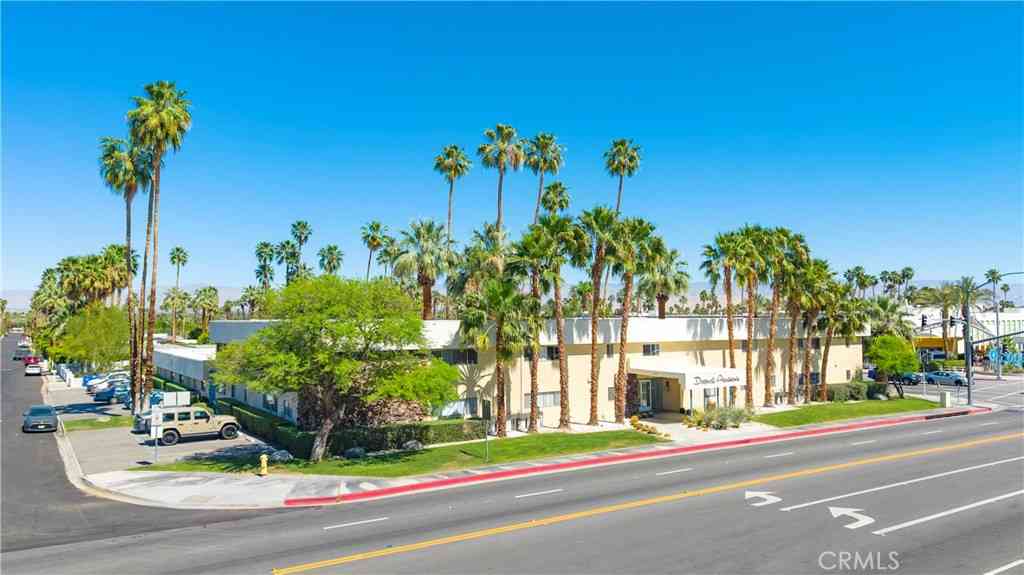 Homes For Sale - 1680 E Palm Canyon<br/> Palm Springs, CA 92264