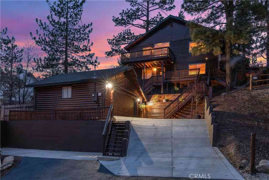 Homes For Sale - 1362 Balsam Drive<br/> Big Bear Lake, CA 92315