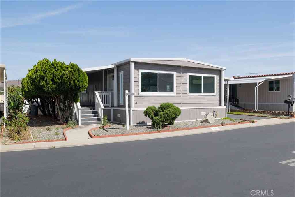 Mobile Home For Sale - 3700 Buchanan Street #131<br/> Riverside, CA 92503