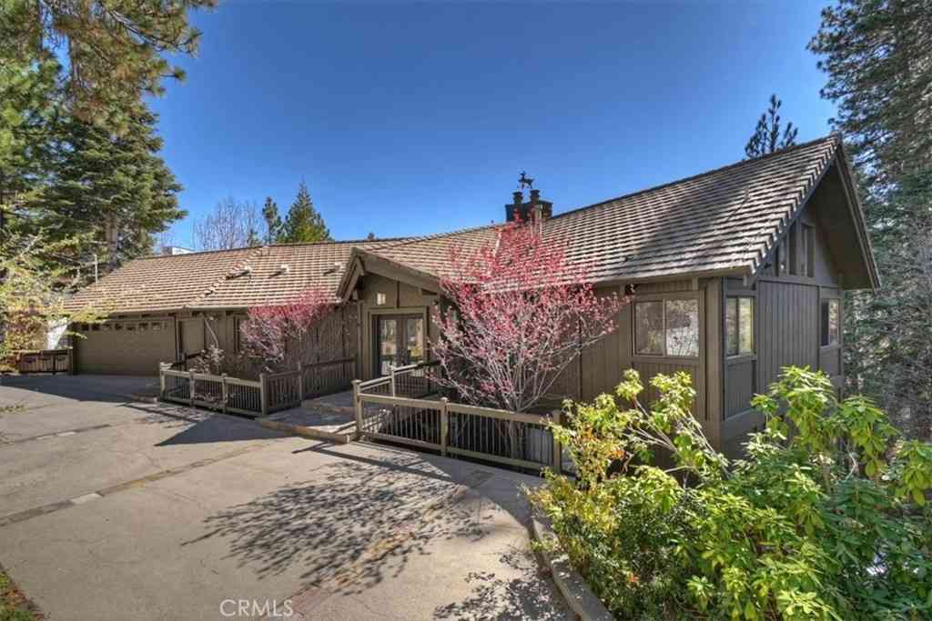Homes For Sale - 299 Riviera<br/> Lake Arrowhead, CA 92352