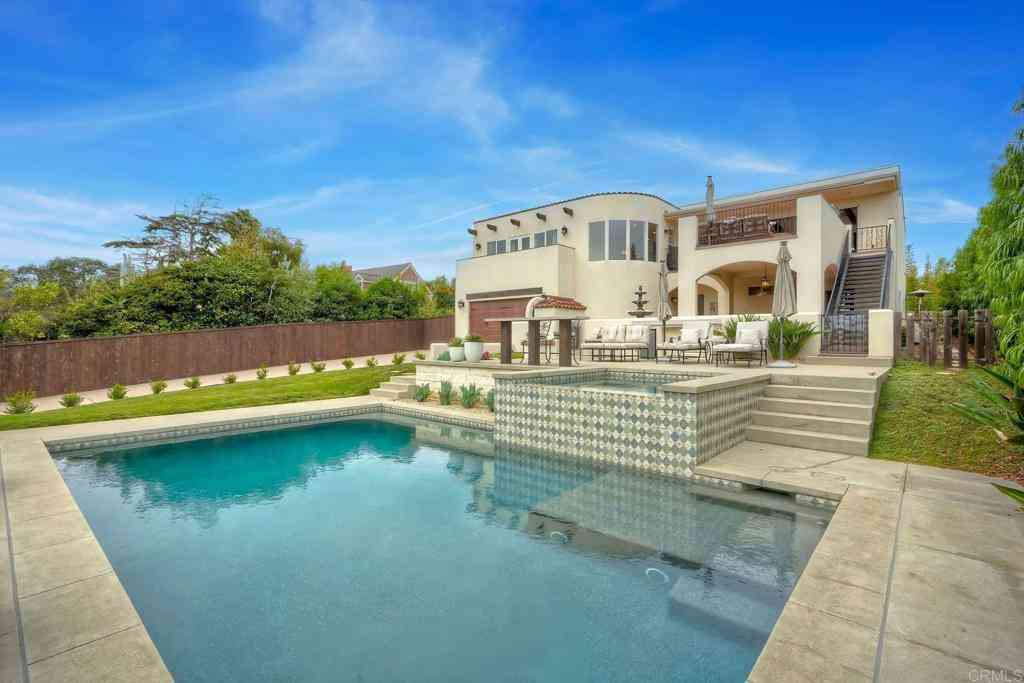 Homes For Sale - 1007 Eolus Avenue<br/> Encinitas, CA 92024
