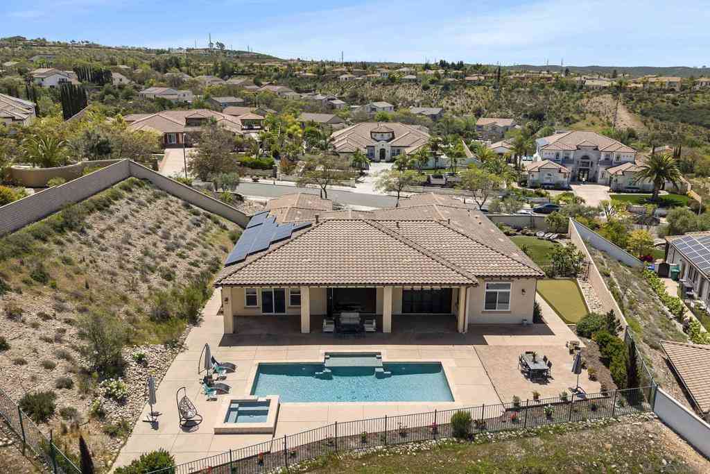 Homes For Sale - 11753 Big Canyon Ln<br/> San Diego, CA 92131
