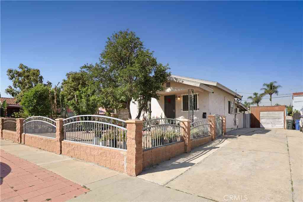 Homes For Sale - 6249 Hollenbeck<br/> Huntington Park, CA 90255