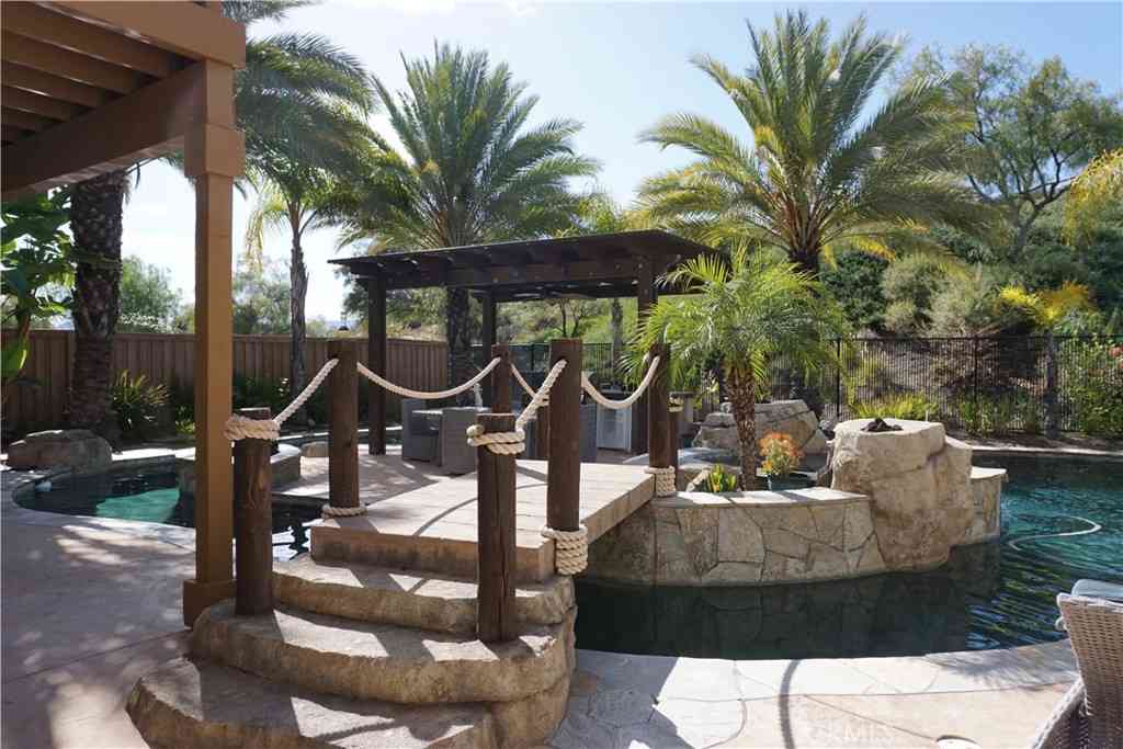Homes For Sale - 25652 Via Sarah<br/> Wildomar, CA 92595