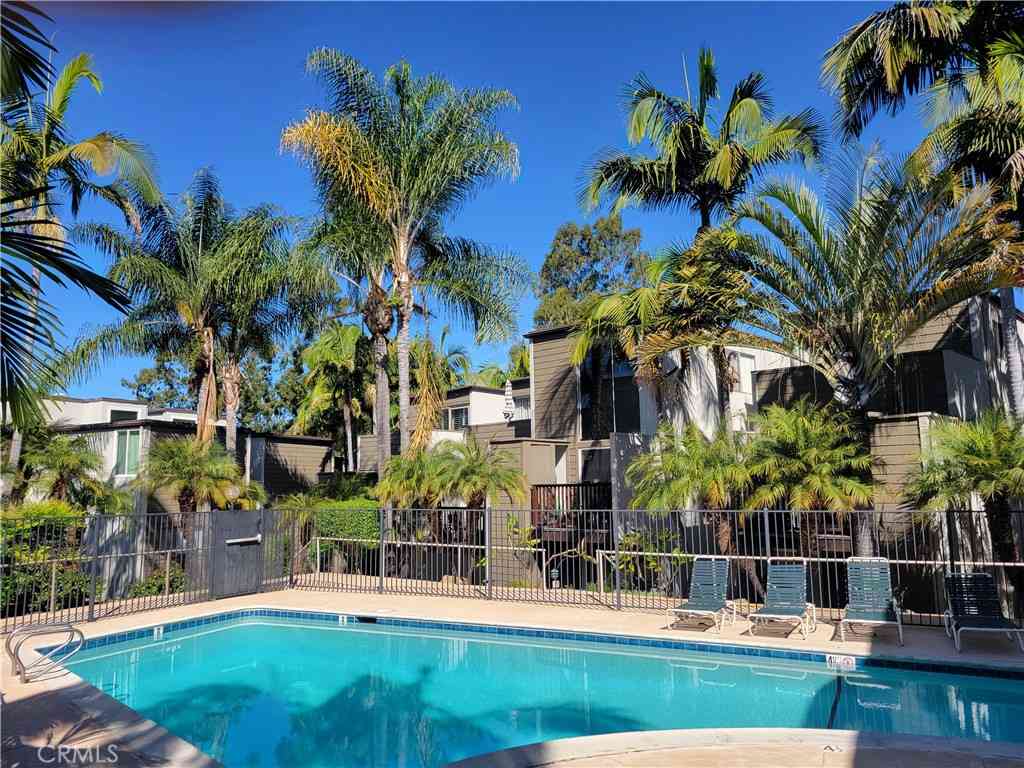 Condo For Sale - 4545 Collwood Boulevard #19<br/> San Diego, CA 92115