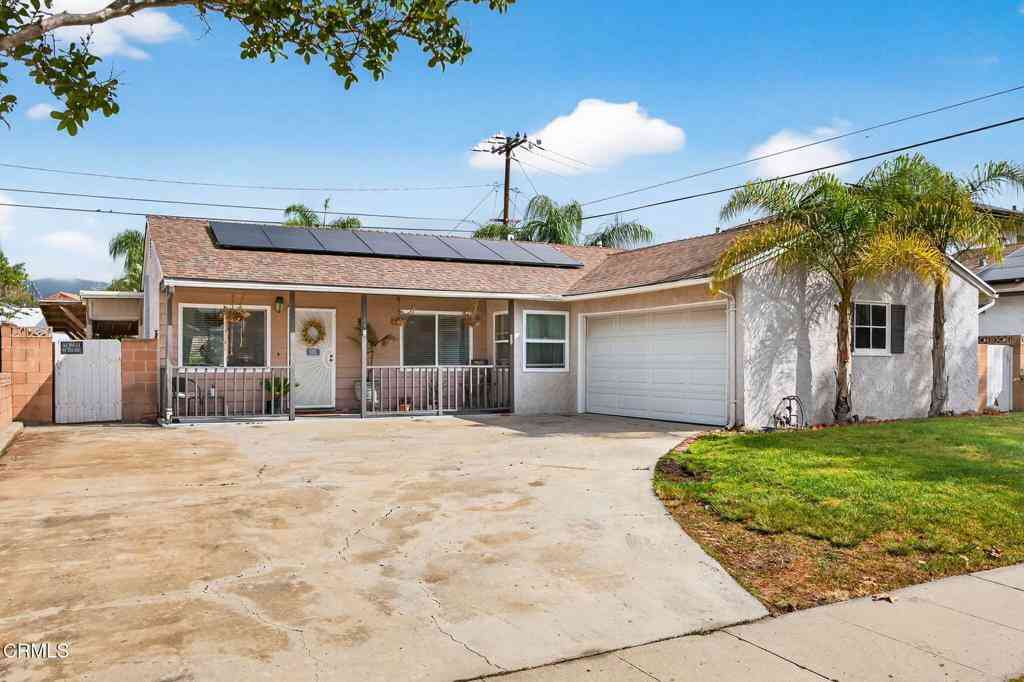 Homes For Sale - 1143 Los Serenos Drive<br/> Ventura County, Fillmore, CA 93015