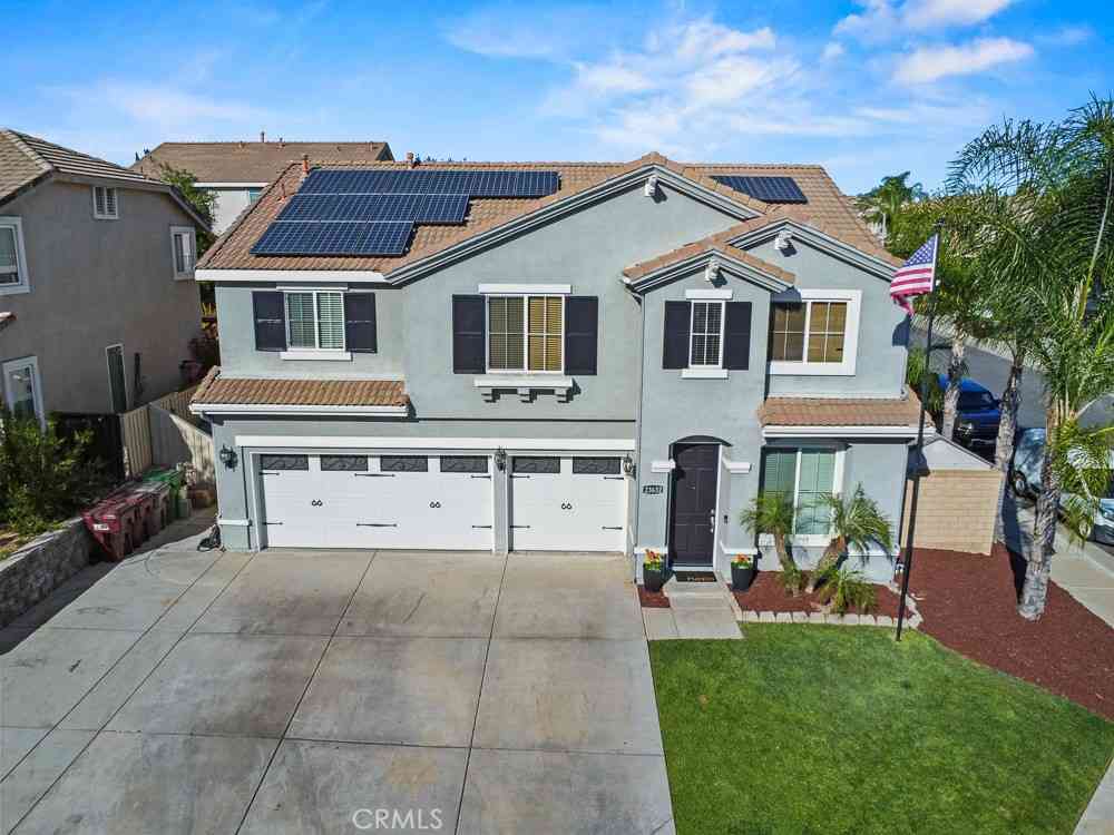 Homes For Sale - 23632 Coast Live Oak<br/> Murrieta, CA 92562