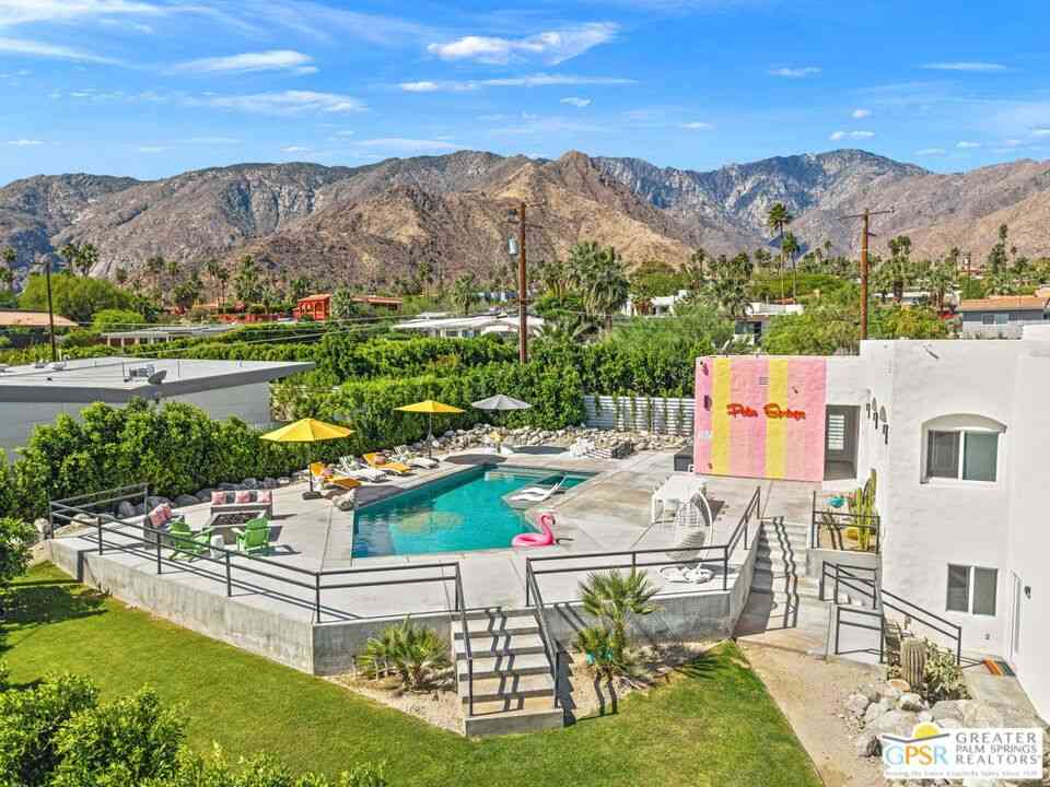 Homes For Sale - 775 W Racquet Club Road<br/> Palm Springs, CA 92262