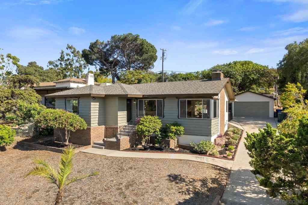 Homes For Sale - 3958 Kenwood Dr<br/> Spring Valley, CA 91977