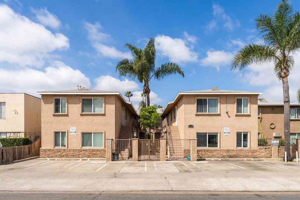 Condo For Sale - 4654 33rd St #5<br/> San Diego, CA 92116