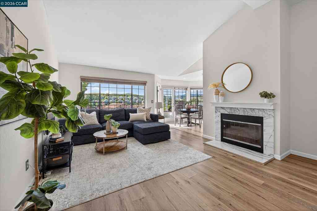 Condo For Sale - 83 Tahoe Ct #203<br/> San Ramon, CA 94582