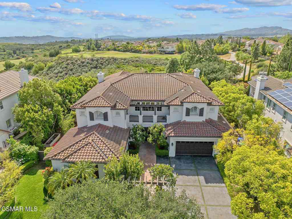 Homes For Sale - 7379 Zaharias Court<br/> Moorpark, CA 93021