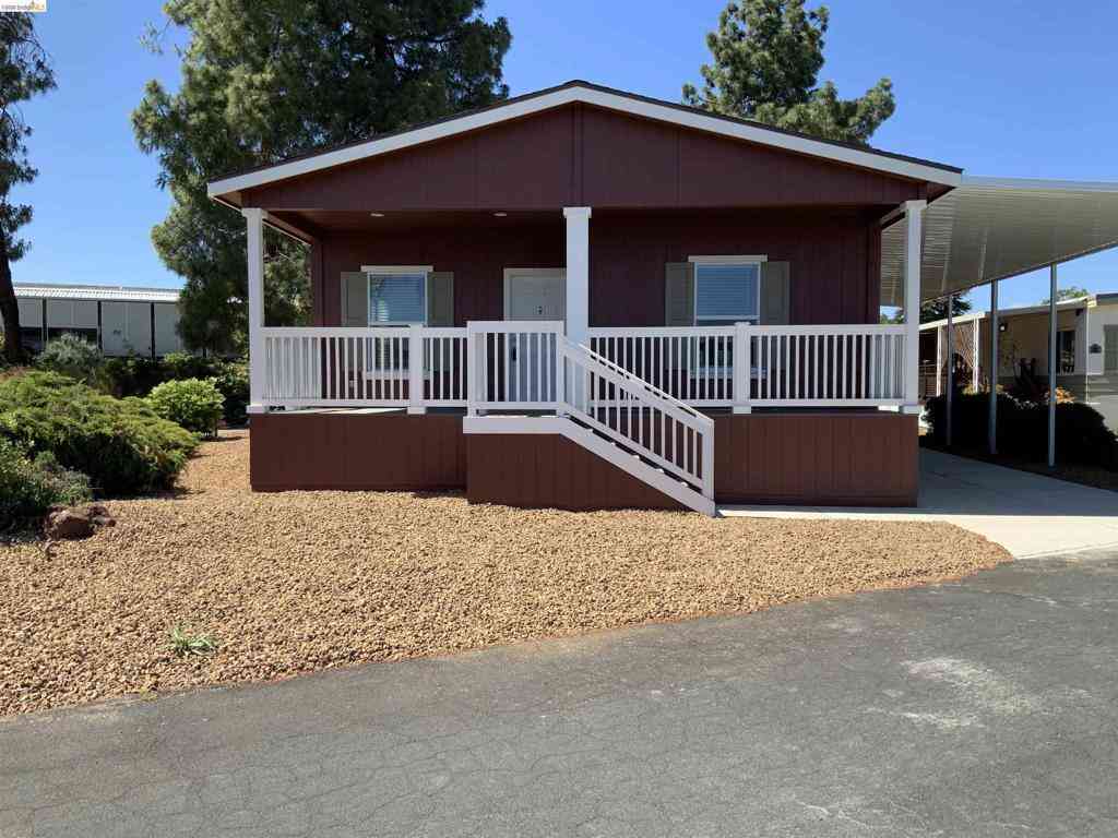 Mobile Home For Sale - 214 Maui Dr.<br/> Contra Costa County, Pittsburg, CA 94565