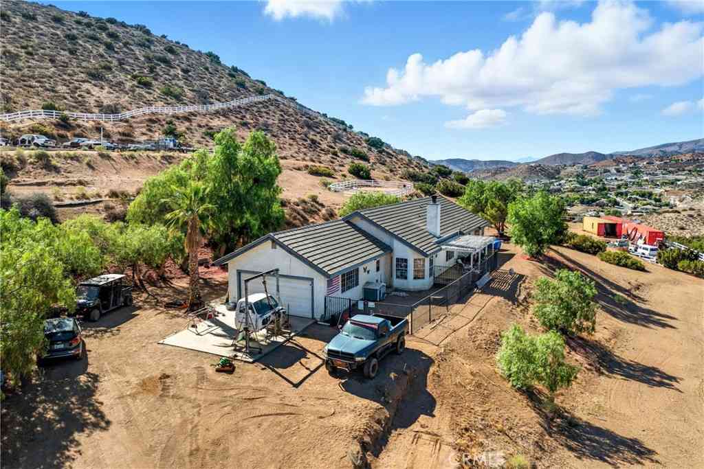 Homes For Sale - 34215 Simla<br/> Acton, CA 93510